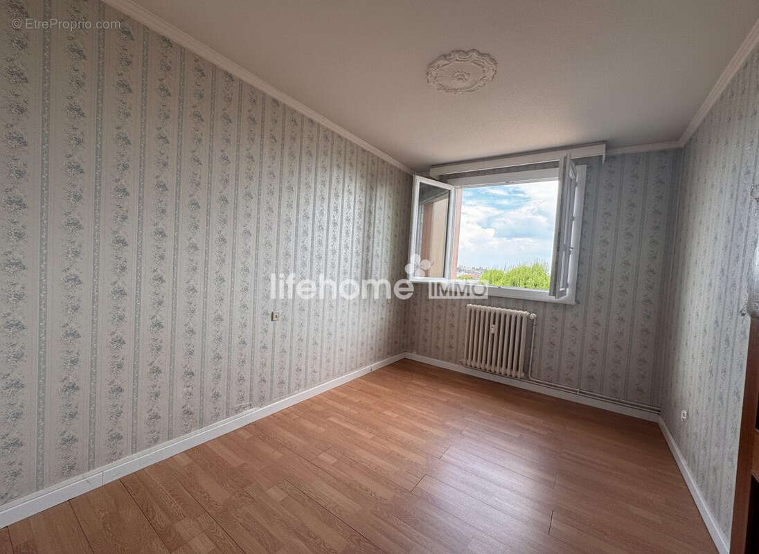 Appartement 68 m² à Chateauroux  - photo 7