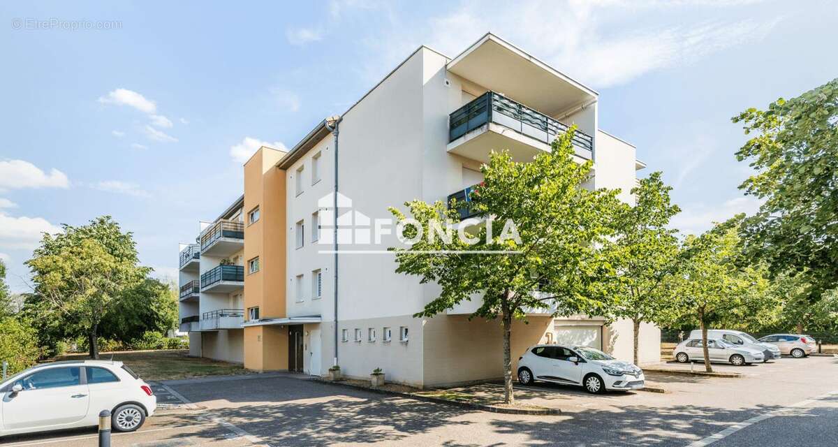 A Moulins les Metz, secteur des trois haies, beau F3 avec terrasse et 2 stationnements - photo 9