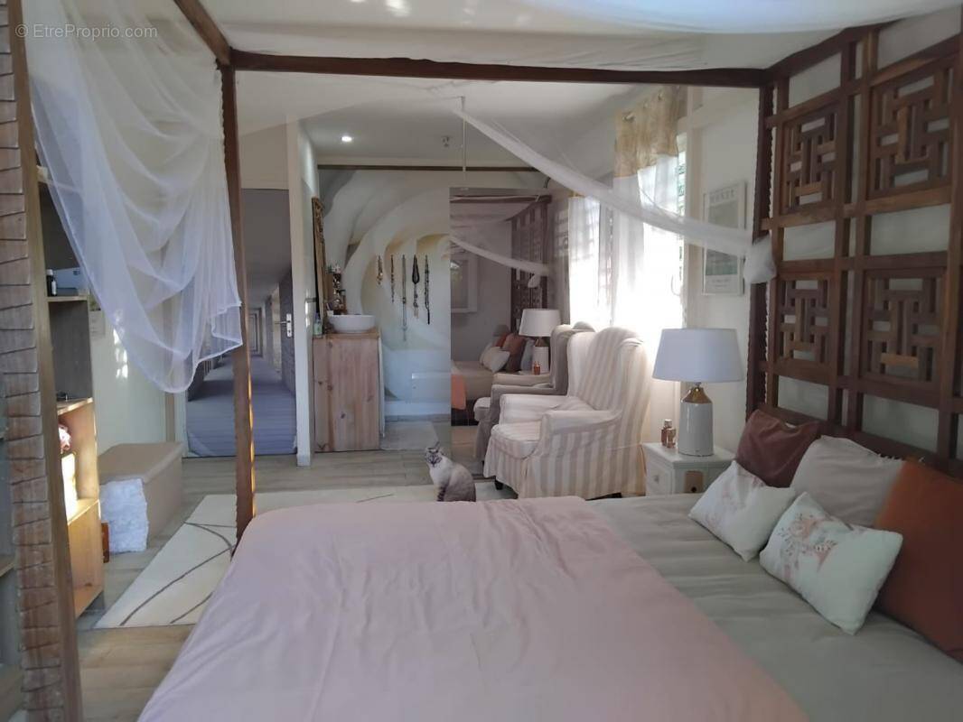 Maison à SAINTE-ANNE