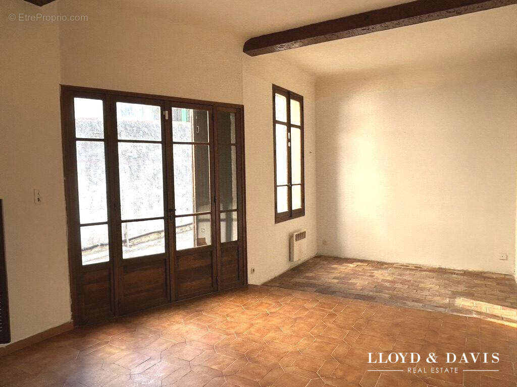 Maison à MARSEILLE-5E