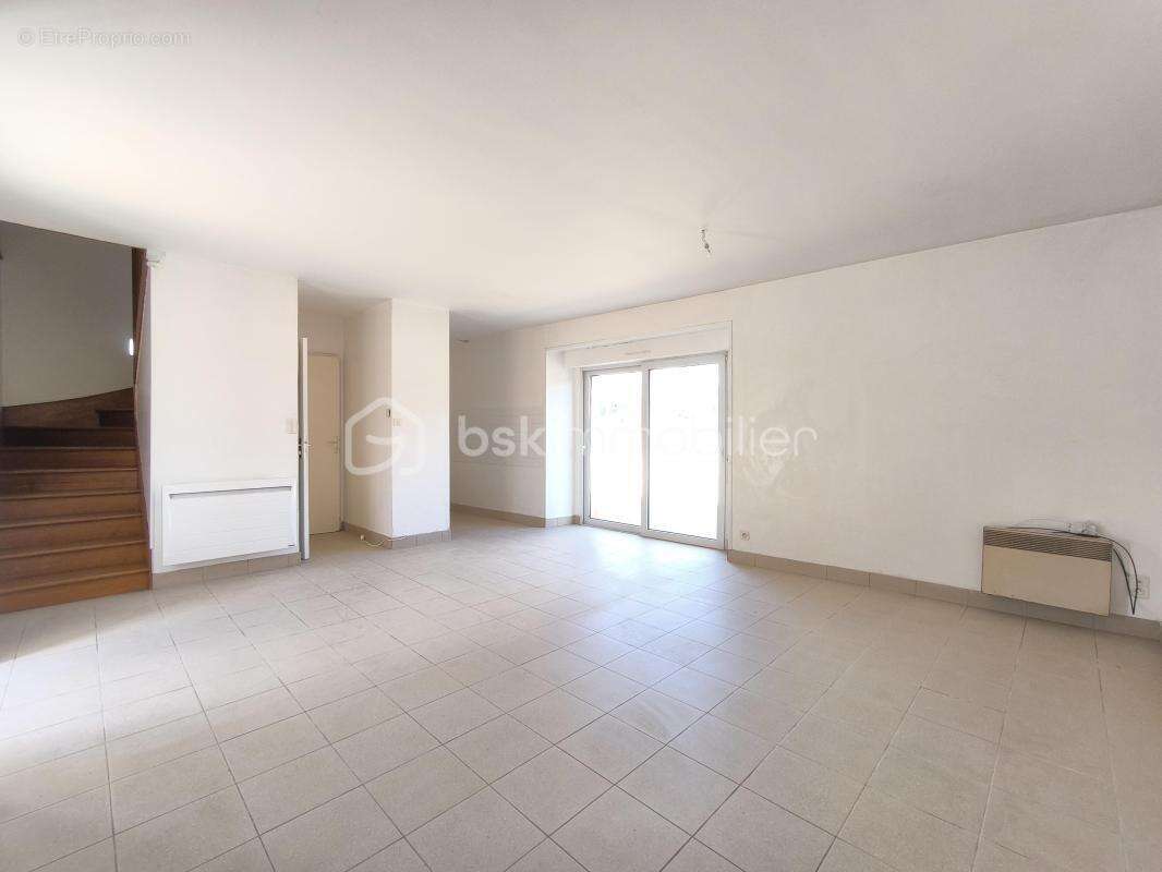 Appartement T3 - Jardin - Stationnement privé - photo 4