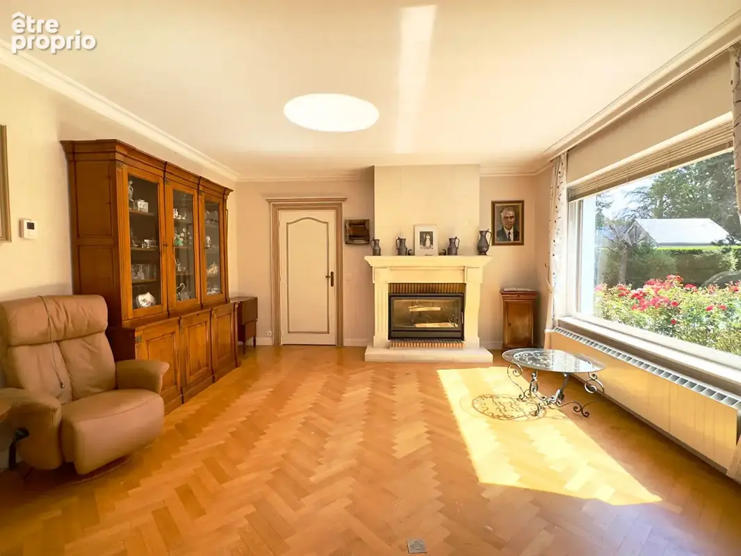 Maison 242 m² à Bondues  - photo 2