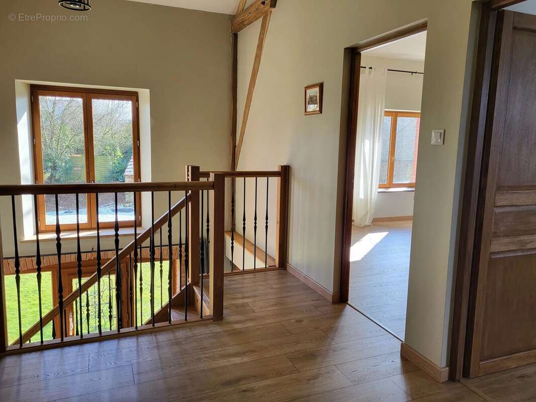 Maison à SAINT-PRIEST-LA-PLAINE