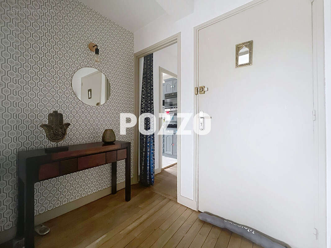 A vendre, appartement de 5 pieces principales  (98m²) au coeur du centre ville de vire normandie (14) - photo 5