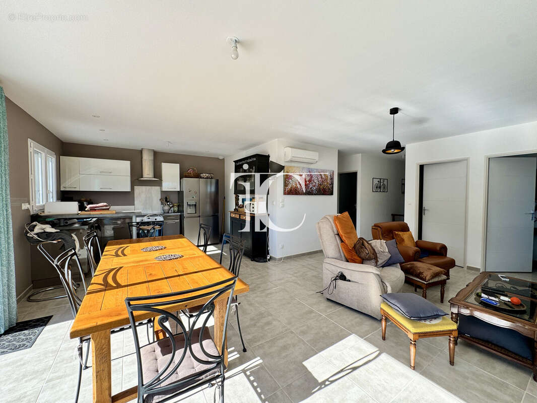 Maison à SAINT-AMBROIX