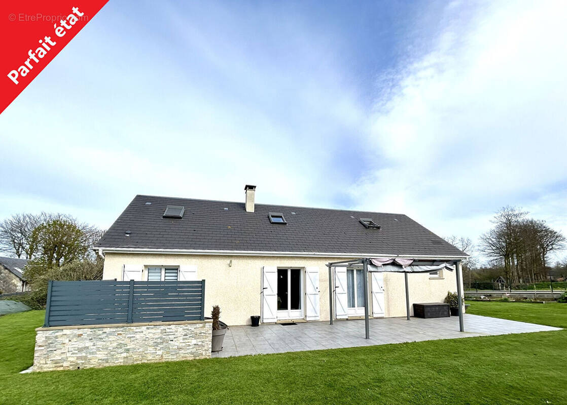 Maison à VILLAINVILLE