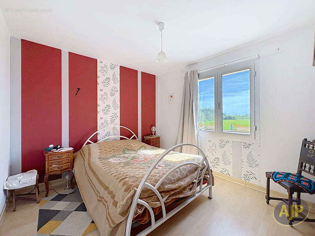 Maison à SAINT-DENIS-DU-PAYRE