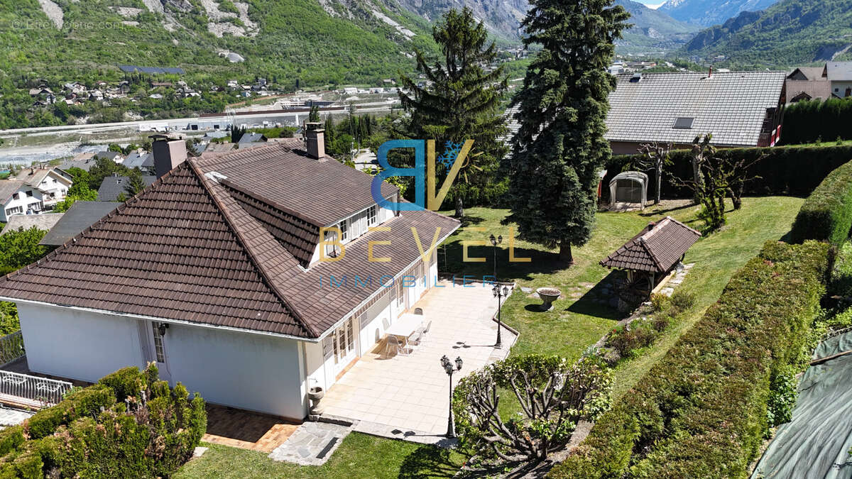 Maison à VILLARGONDRAN