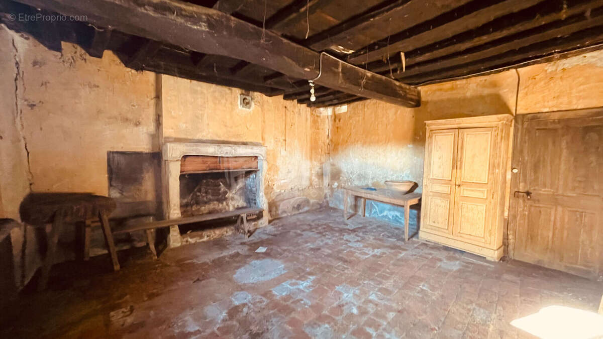 Maison à DYE