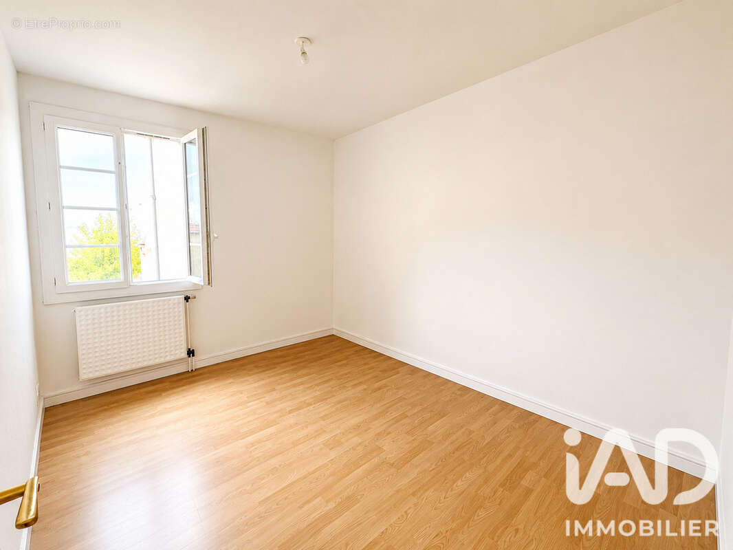 Appartement 67 m² à Vierzon  - photo 5