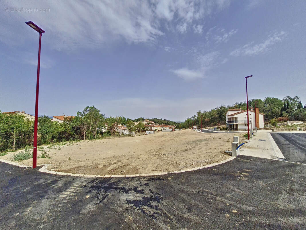 Terrain à MAUREILLAS-LAS-ILLAS