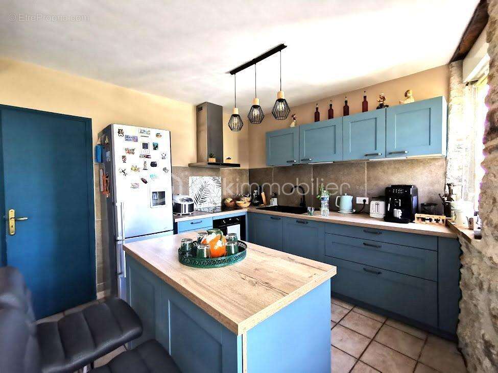 Maison à VALLON-PONT-D'ARC