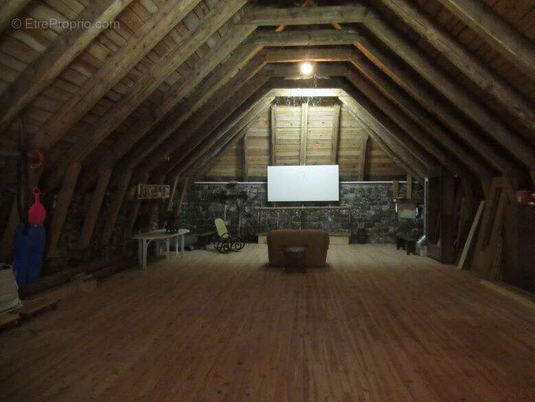 Ferme authentique indépendante avec terrain attenant - photo 10