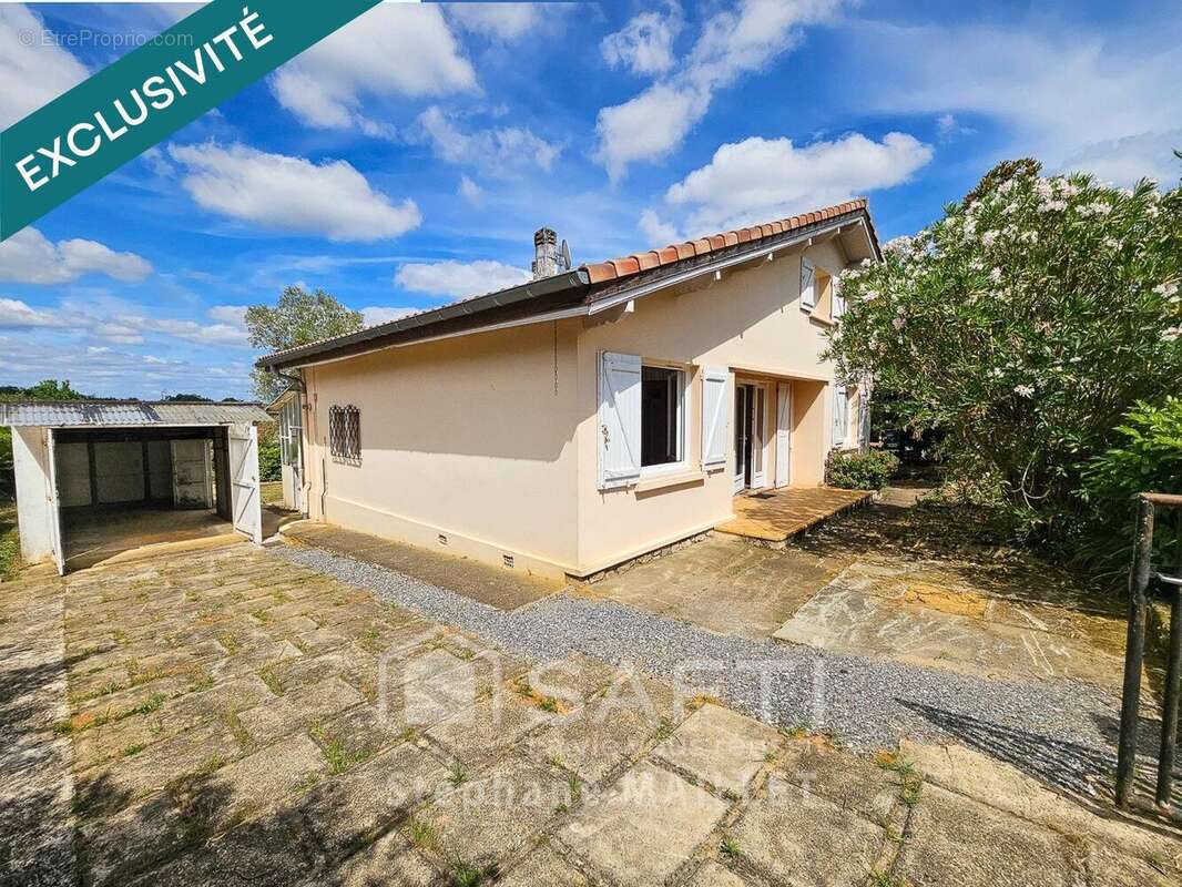 Maison 108 m² à Saint-Pierre-Du-Mont  - photo 2