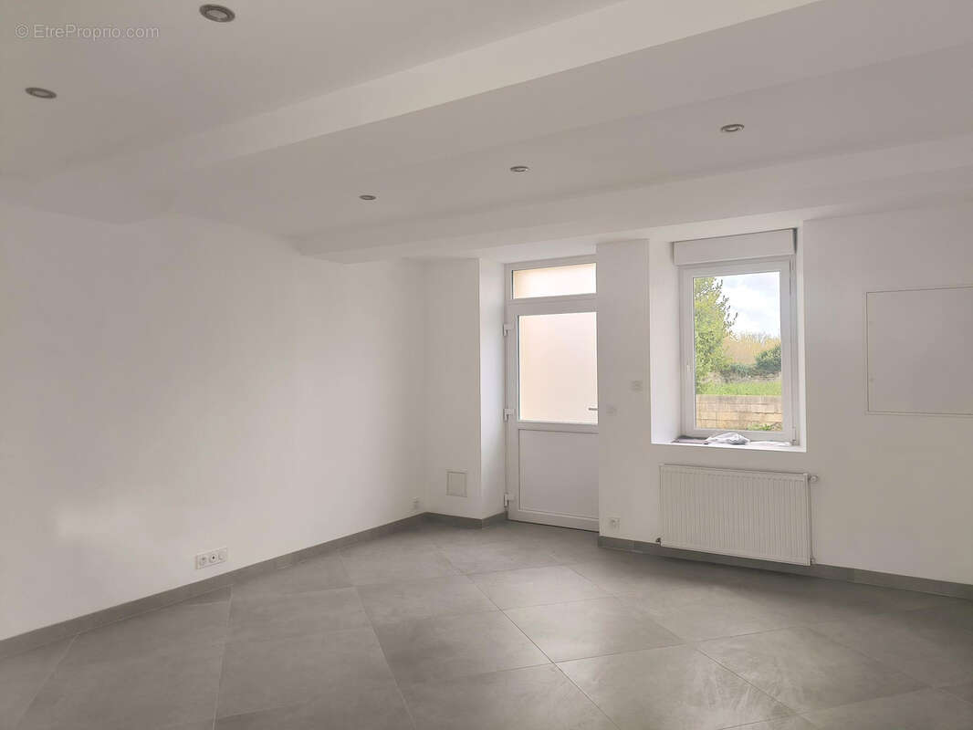 Maison à LE MOLAY-LITTRY