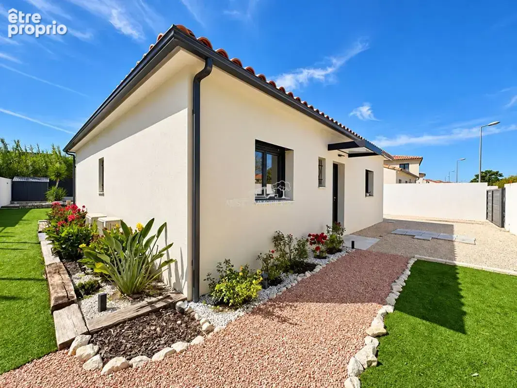Photo Maison à Chateauneuf-Les-Martigues au prix de 445 000€