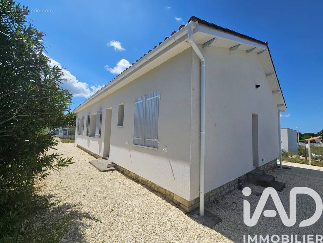 Photo 1 - Maison à SAINT-SULPICE-DE-ROYAN