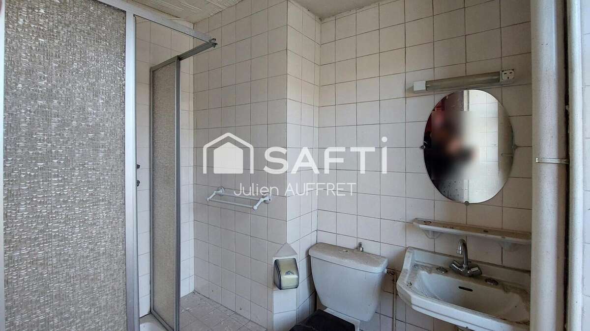 Photo 9 - Appartement à CHATEAU-CHINON(VILLE)