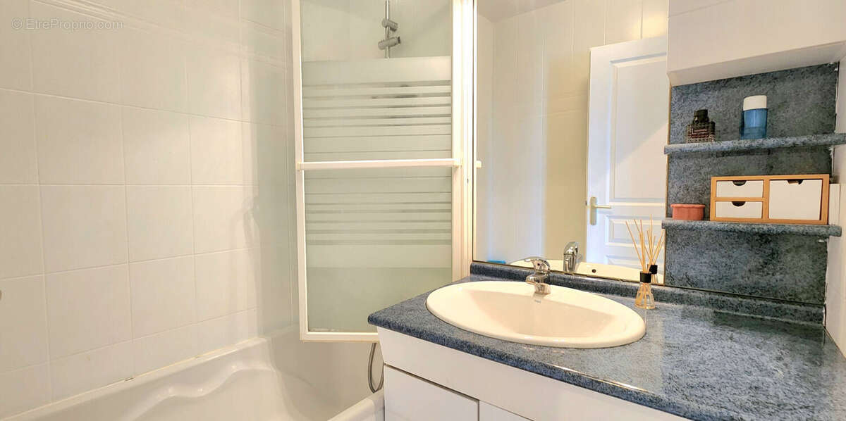 Appartement à SAINT-GRATIEN