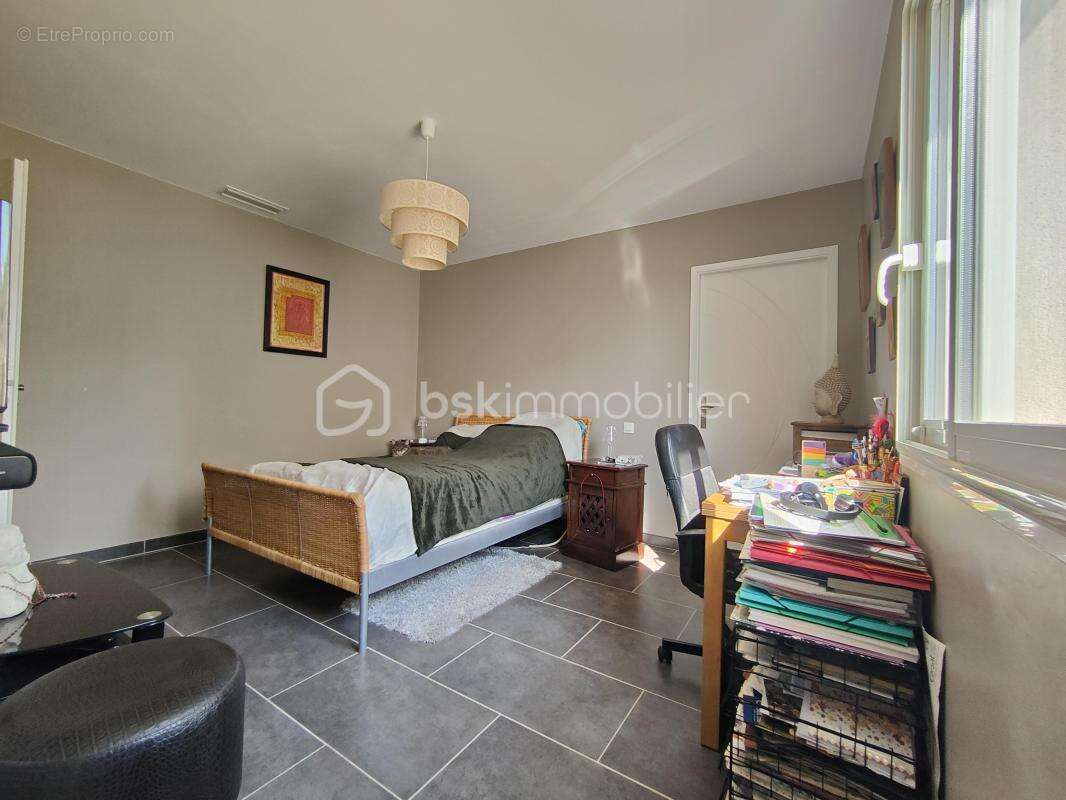 Maison à MONTREDON-DES-CORBIERES