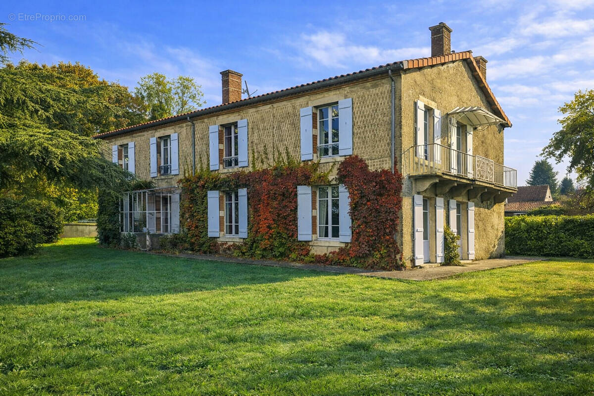 Maison à BRAGNY-SUR-SAONE