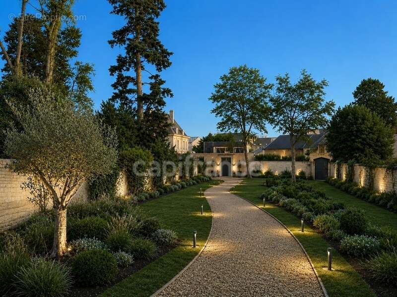 Dpt Vienne (86), à vendre CHATELLERAULT propriete P10 de 350 m² - Terrain de 1 516,00 m² - photo 9