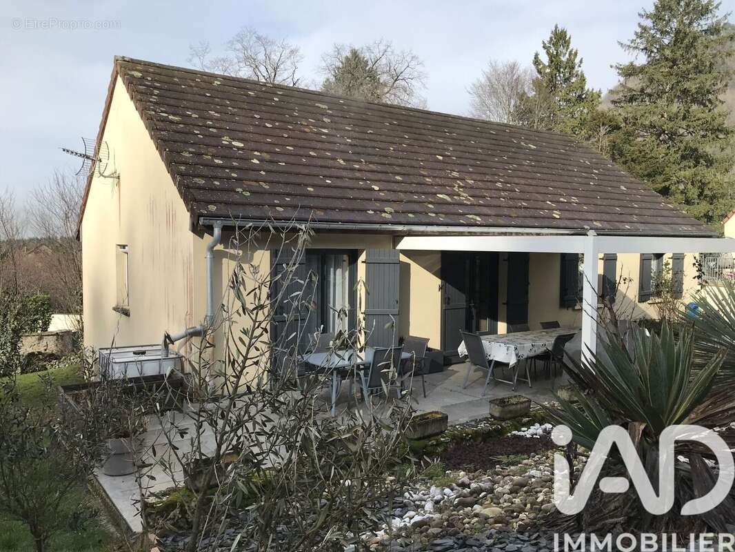 Maison 116 m² à Conliege  - photo 8