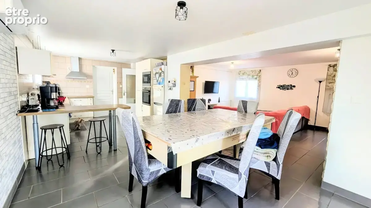 Châteaubernard – maison familiale de 174 m² – 5 chambres – terrain 950 m² – véranda chauffée – dpe c - photo 6