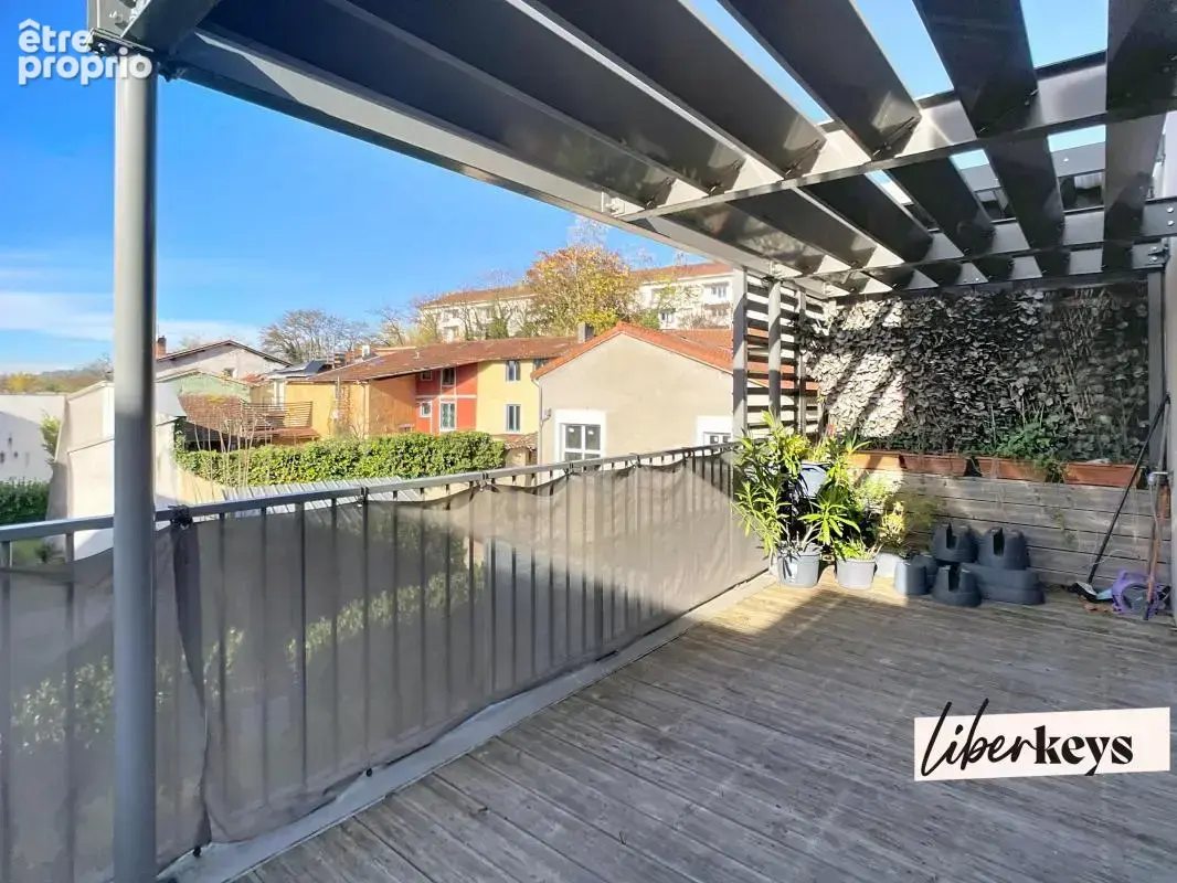 Duplex T5 traversant / Rillieux-village / dernier étage / terrasse ouest / stationnement - photo 3
