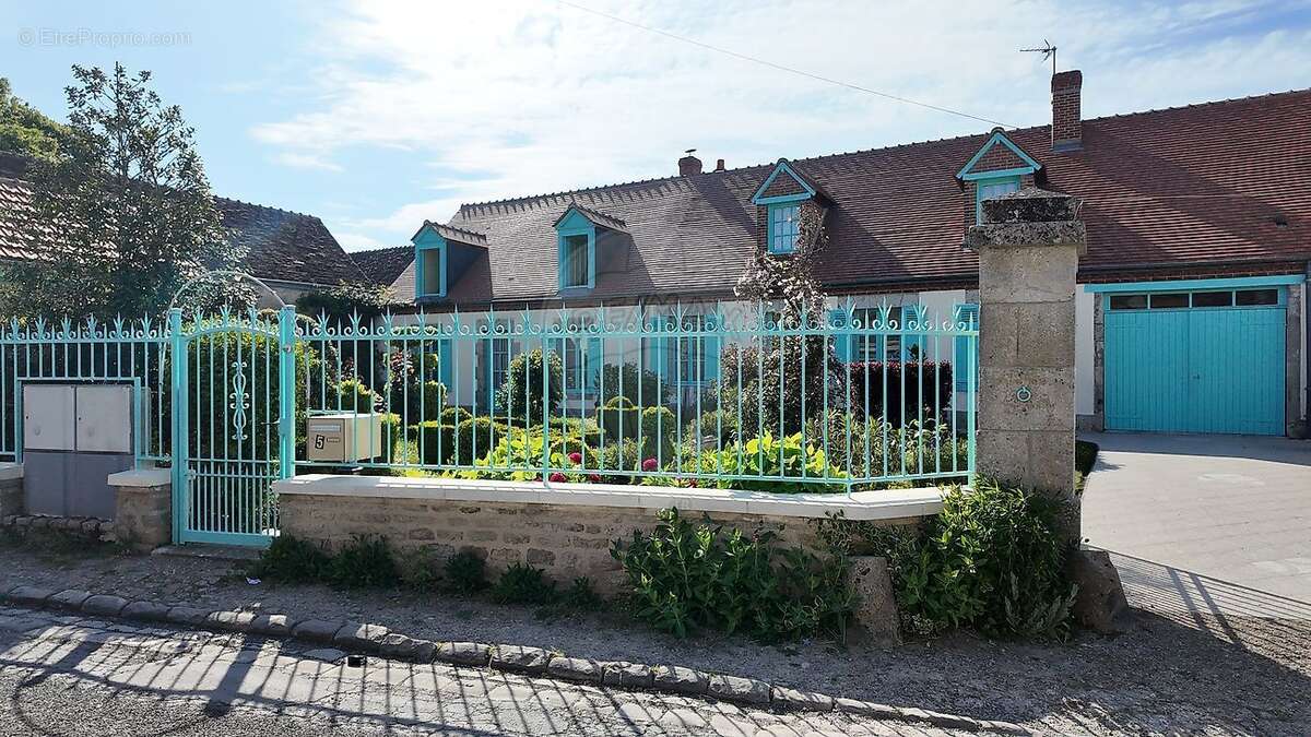 Maison à CHILLEURS-AUX-BOIS