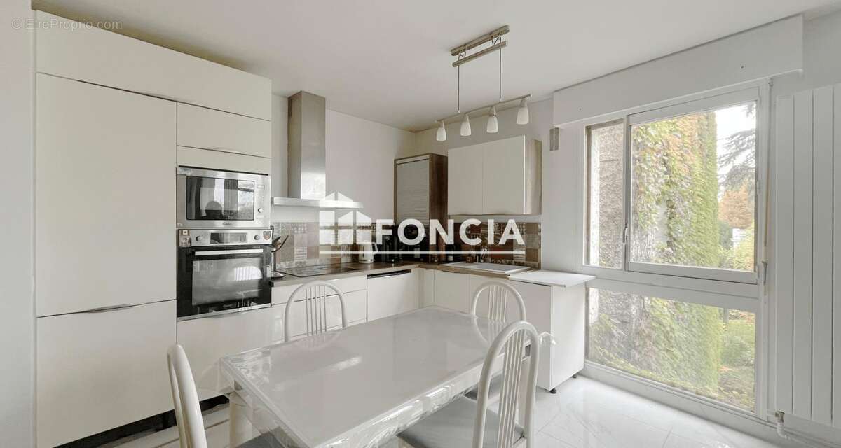 Appartement à MARLY-LE-ROI