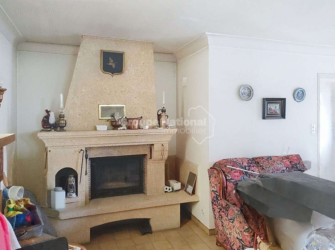 Maison à COURTHEZON