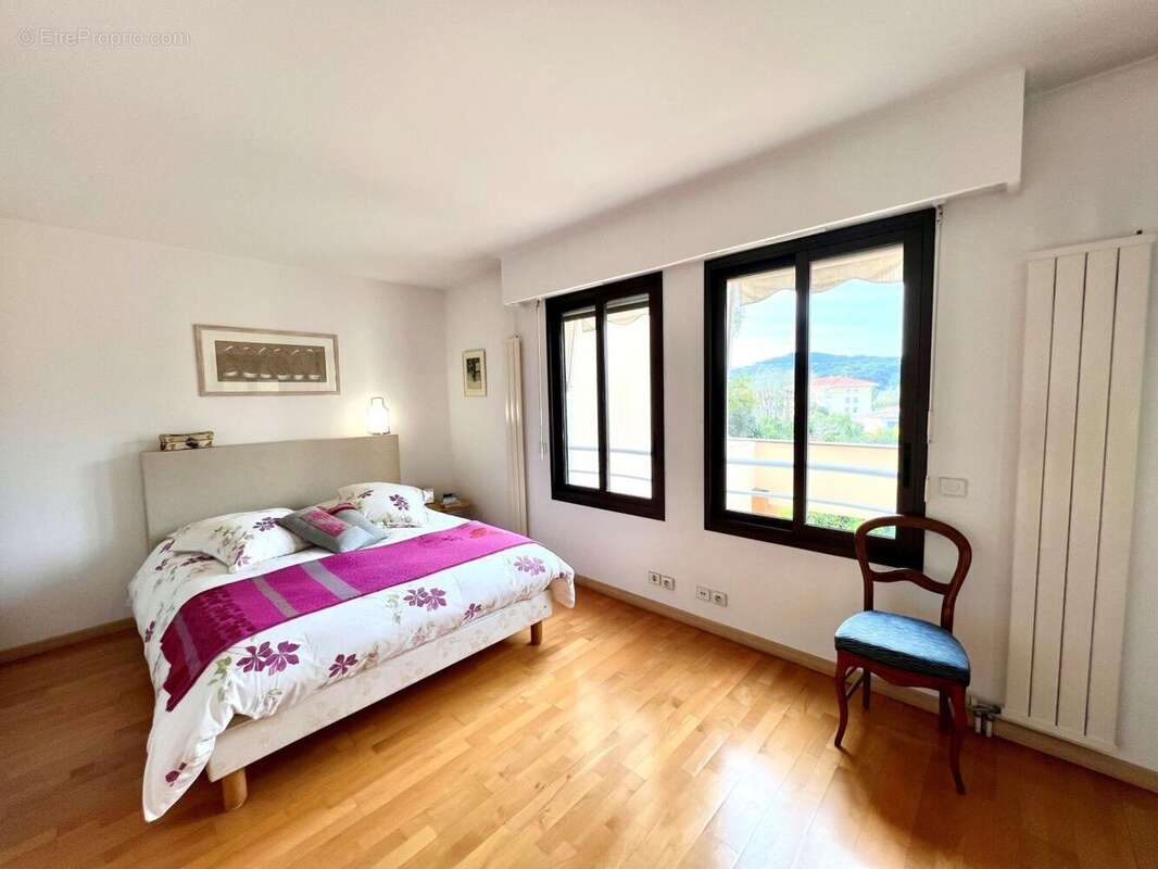 Appartement 62m² à ANTIBES - photo 16