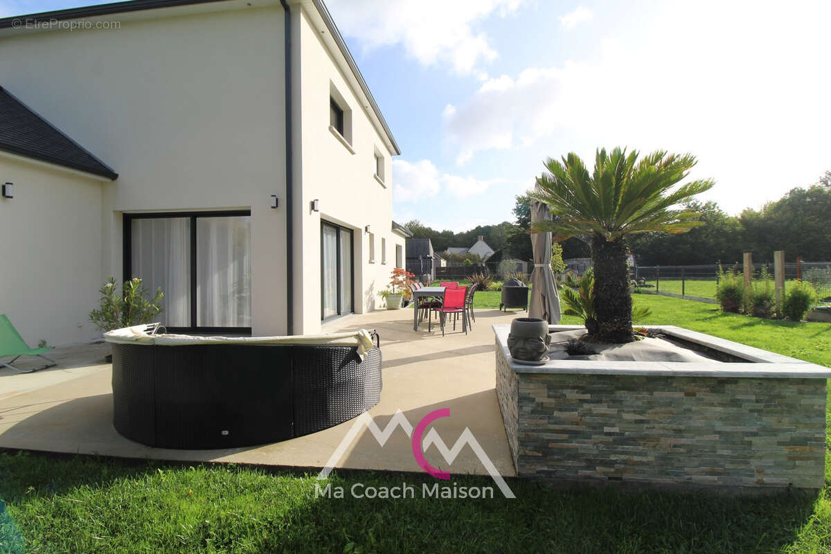 Maison à SAINTE-ANNE-SUR-BRIVET