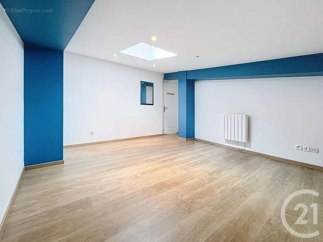 Maison à MONTIERAMEY