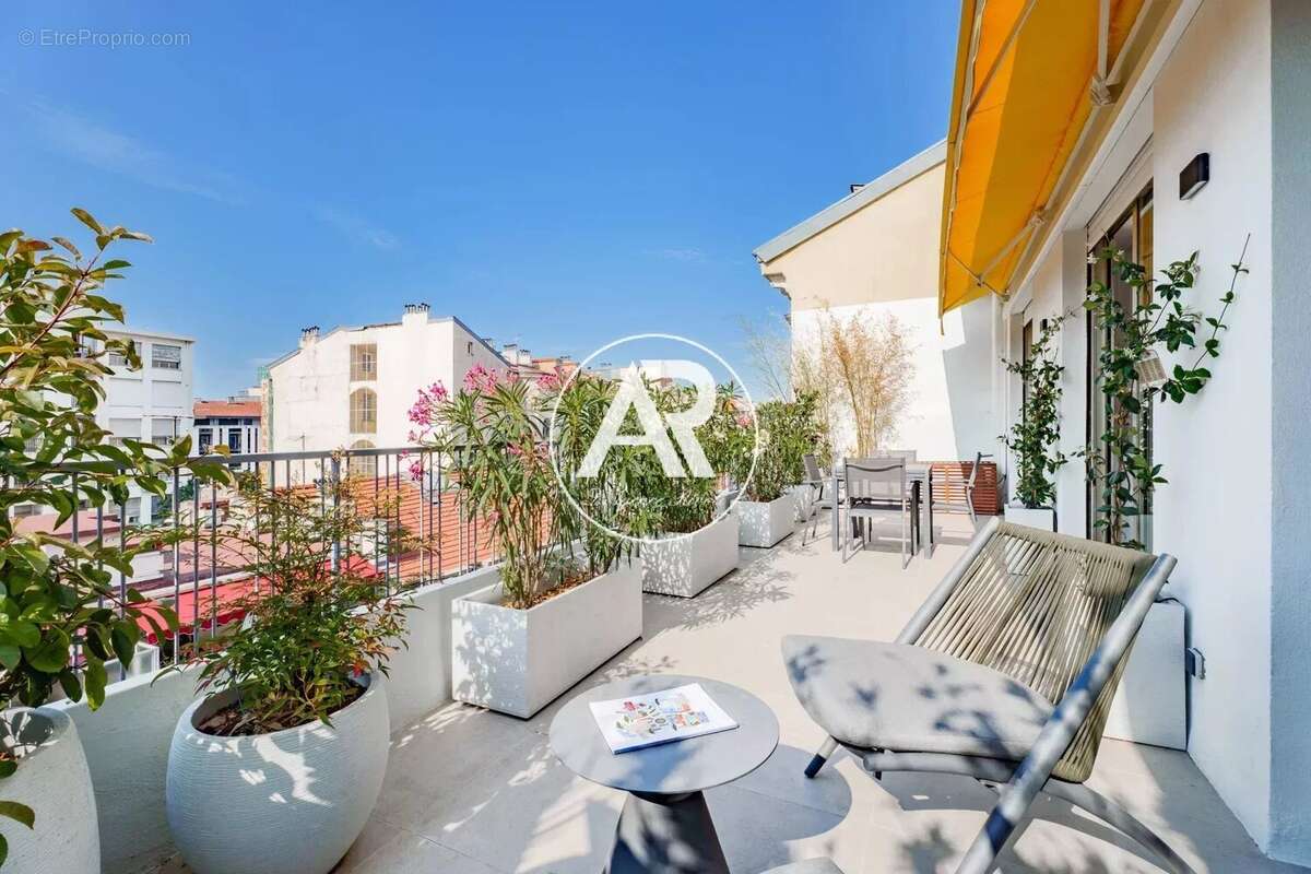 Appartement à NICE