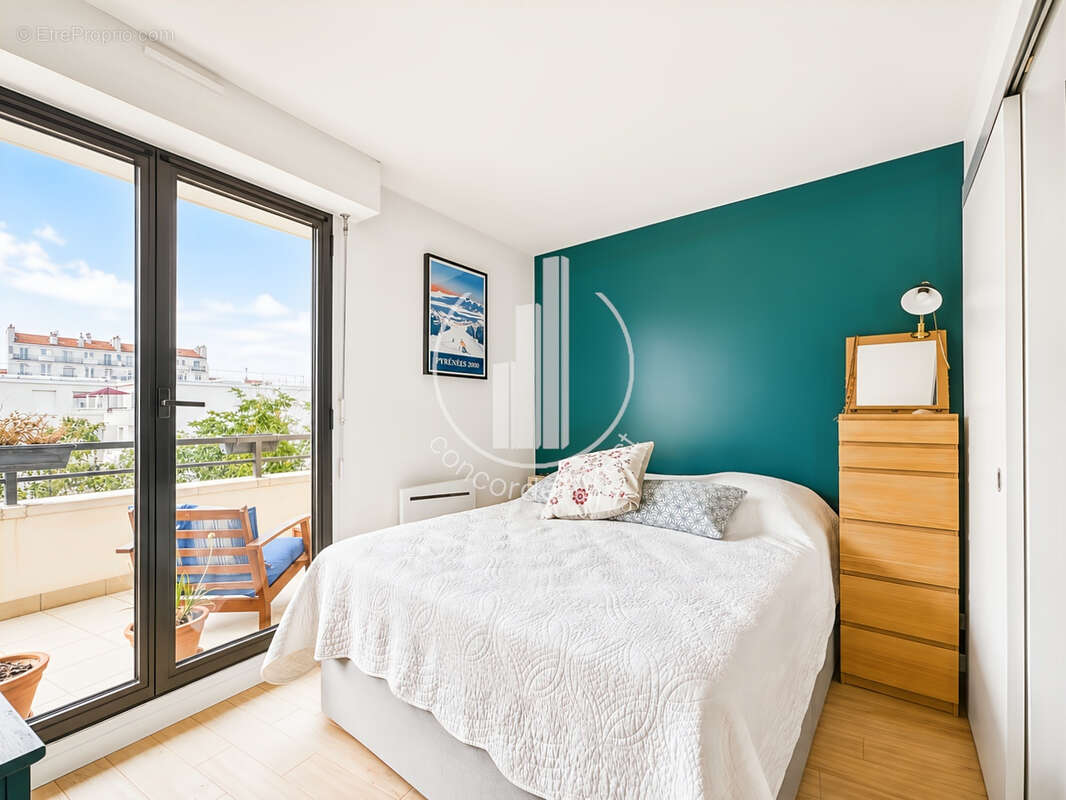 Appartement Asnieres Sur Seine 4 pièce(s) 91 m2 - photo 7