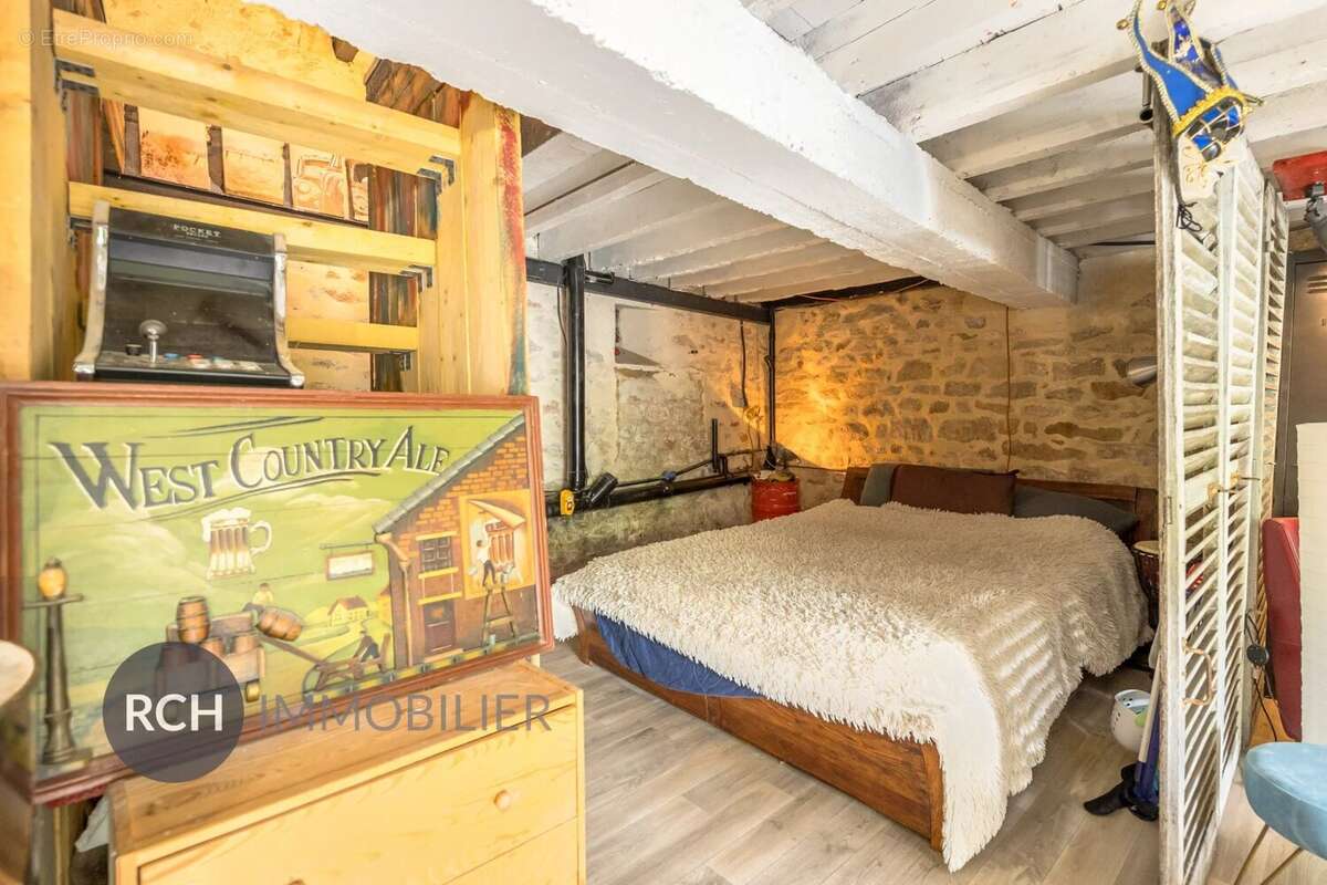 Maison à MEZY-SUR-SEINE