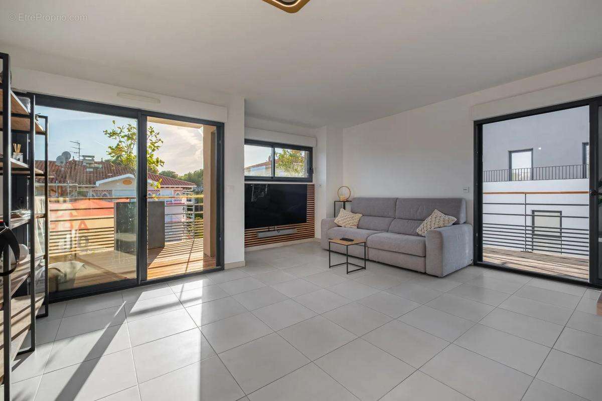 Appartement à FREJUS