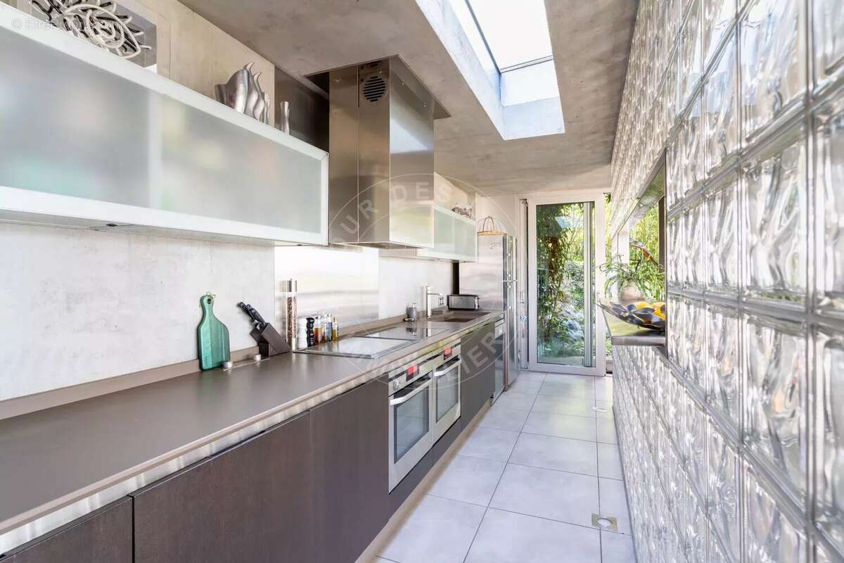 Maison à SAINT-JULIEN-EN-GENEVOIS