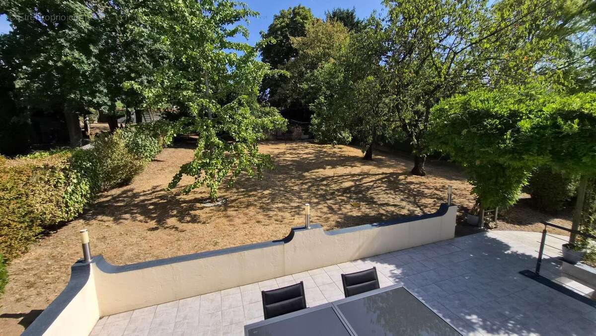 T4 indépendant, 126 m², sous sol total, 782 m² de terrain - photo 29