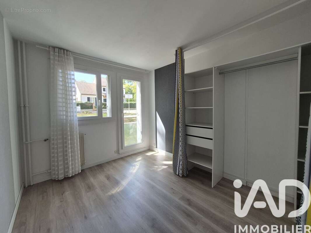 Photo 8 - Appartement à VERNEUIL-SUR-SEINE