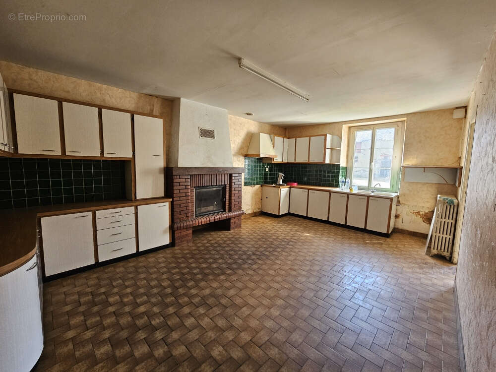 Maison à VERN-SUR-SEICHE