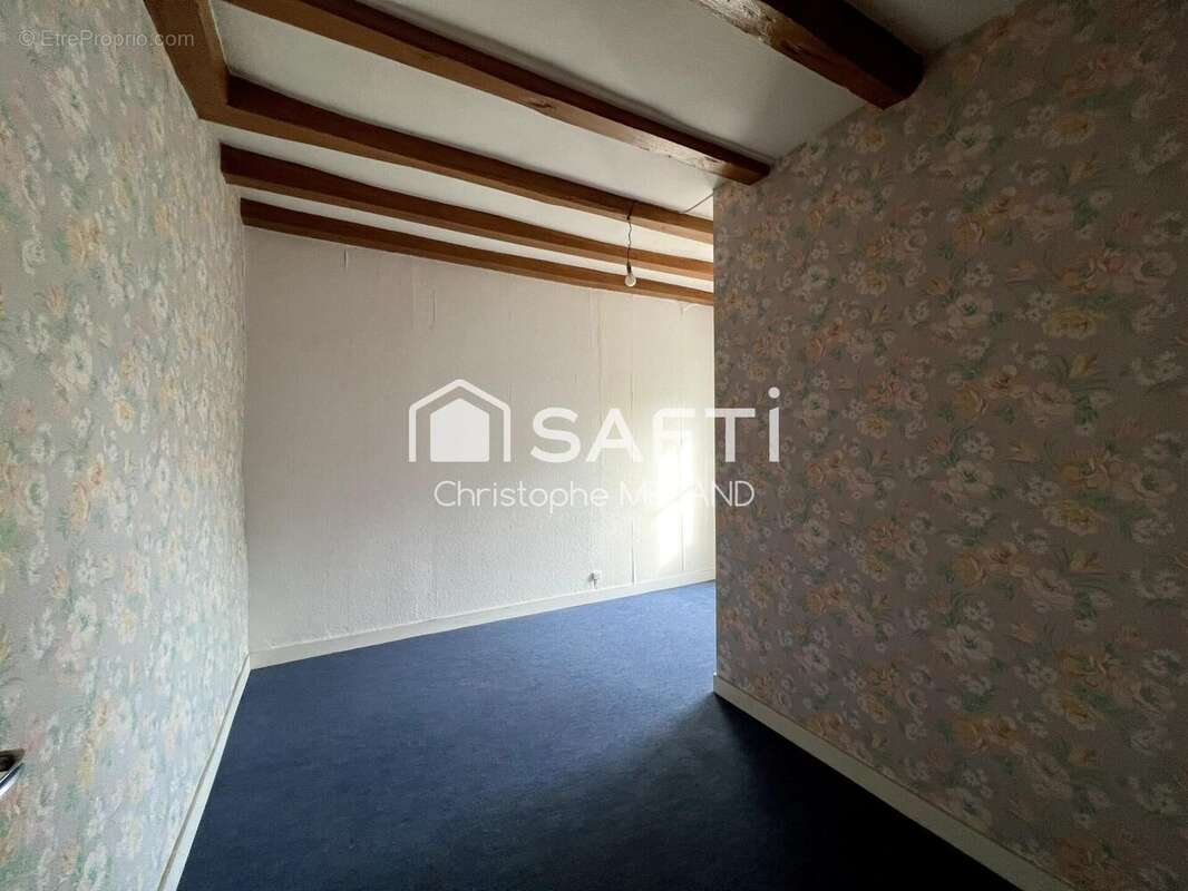 Photo 6 - Maison à LES ORMES