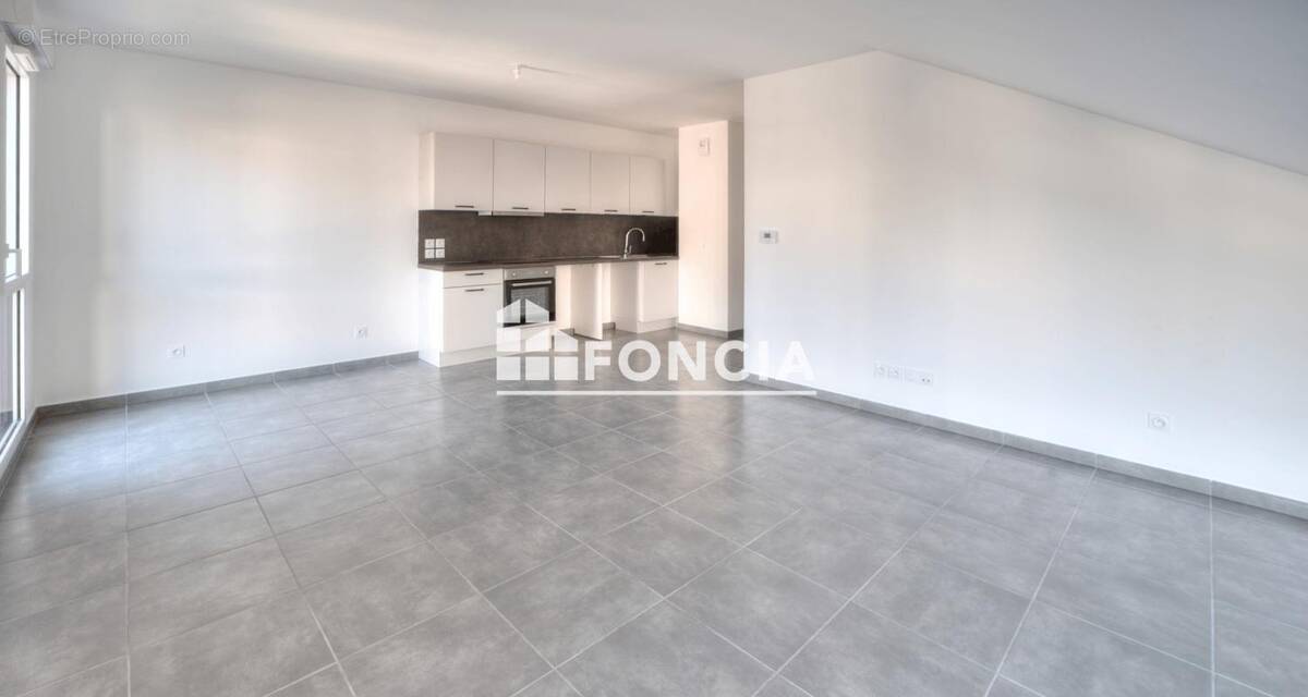 Appartement à DIVONNE-LES-BAINS