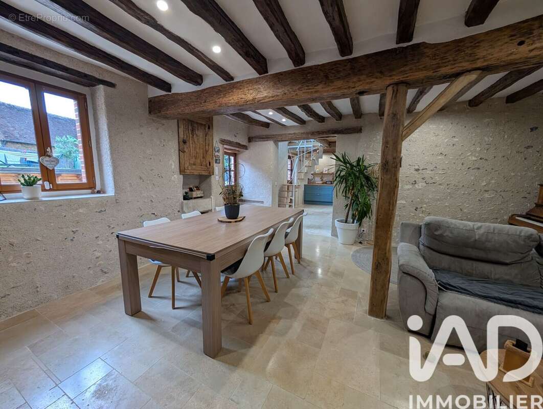 Maison 109 m² à Pezou  - photo 7
