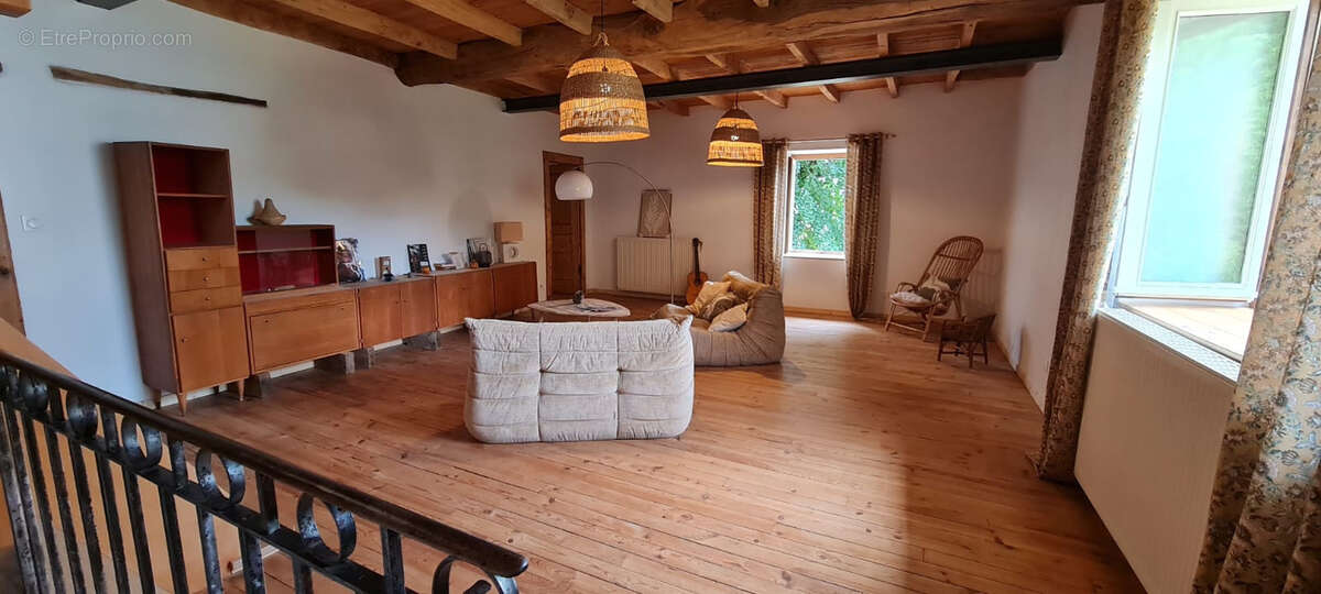 Tres belle demeure 170 m2- 5 chambres- grand garage - photo 3