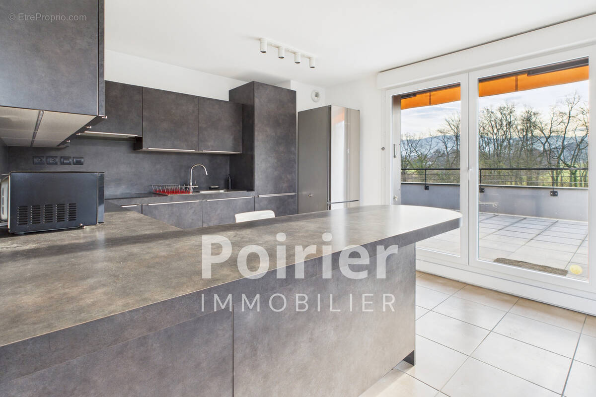 Appartement à SCIEZ