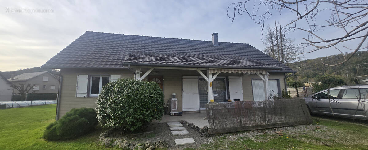 Maison à MONCEAUX-SUR-DORDOGNE