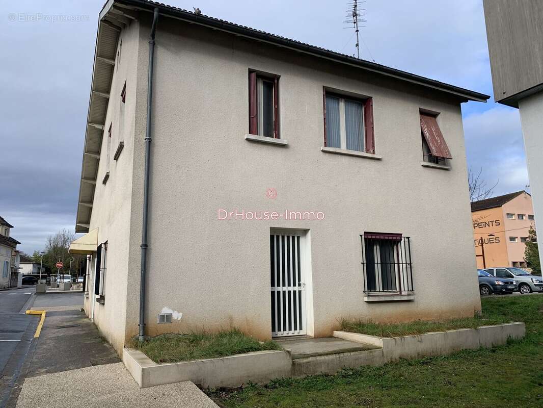 Maison à MONSEMPRON-LIBOS